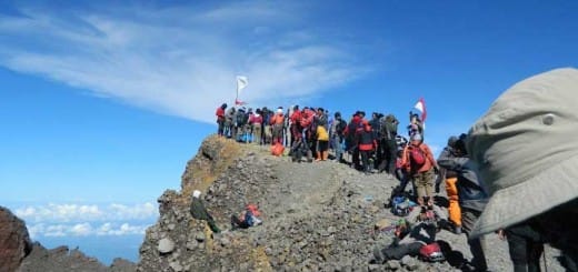 Rincian biaya persiapan mendaki Gunung Rinjani
