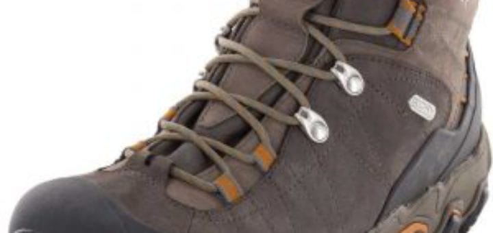 Memilih Sepatu Naik Gunung