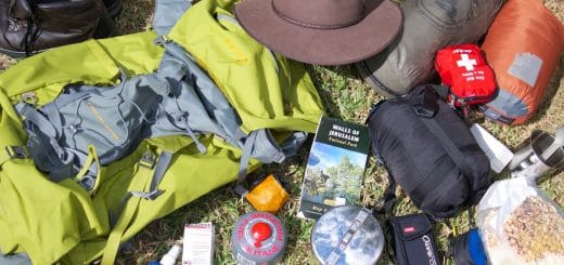 Peralatan Pendakian Ultralight Hiking